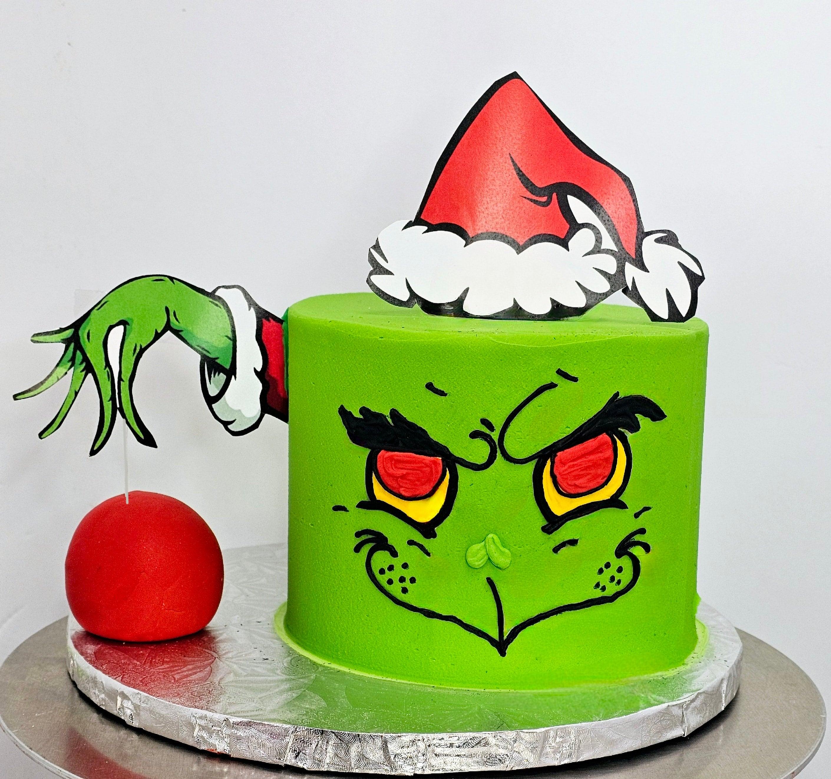 How about a festive Grinch cake 😊