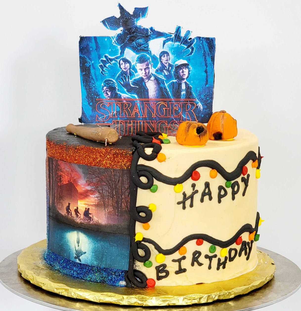 Stranger Things Cake - CakeCentral.com