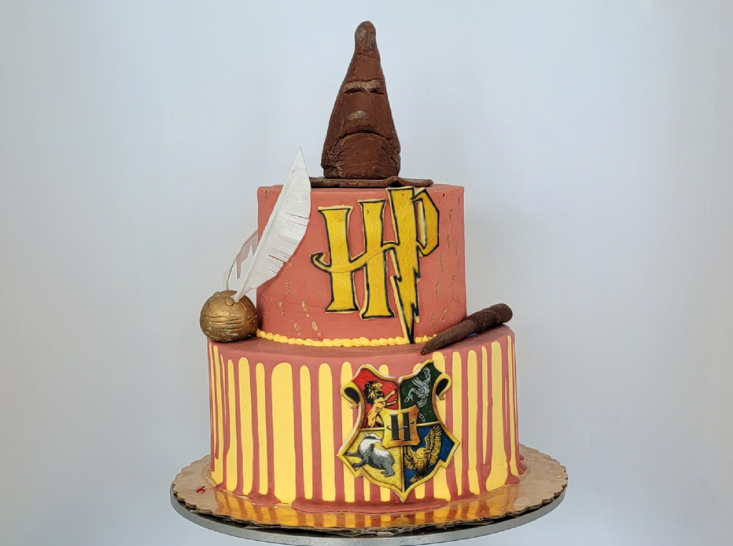 Harry Potter - Sorting Hat (2 Tier Cake)